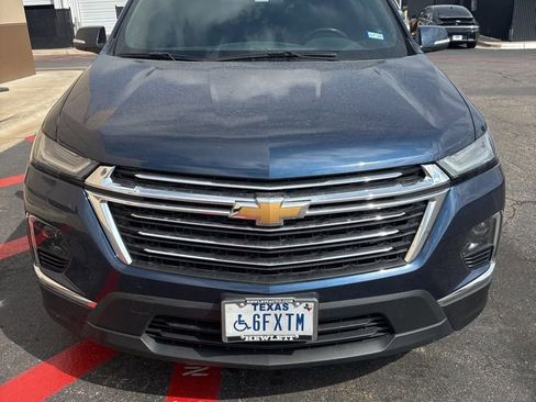 Used 2023 Chevrolet Traverse LT image 5