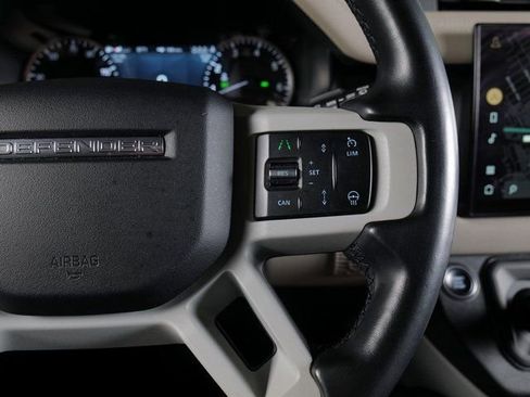 Used 2023 Land Rover Defender 110 SE image 25