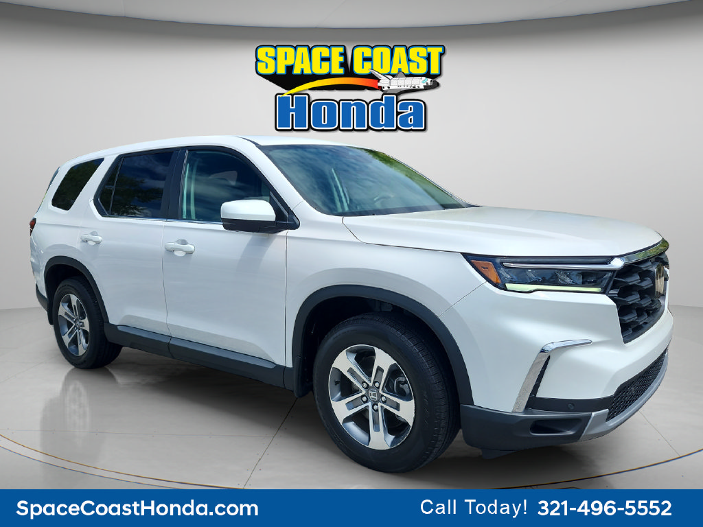 Used 2025 Honda Pilot EX-L image 3