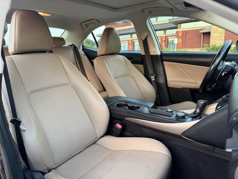 Used 2017 Lexus IS 300 AWD w/ Premium Package image 14