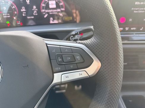 New 2026 Volkswagen Tiguan SE R-Line image 14