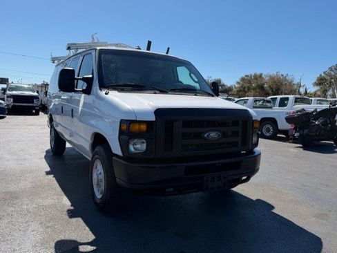 Used 2009 Ford E-350 and Econoline 350 Super Duty image 4