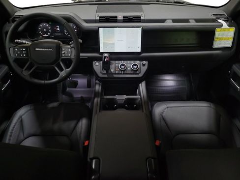 New 2025 Land Rover Defender 110 S image 24