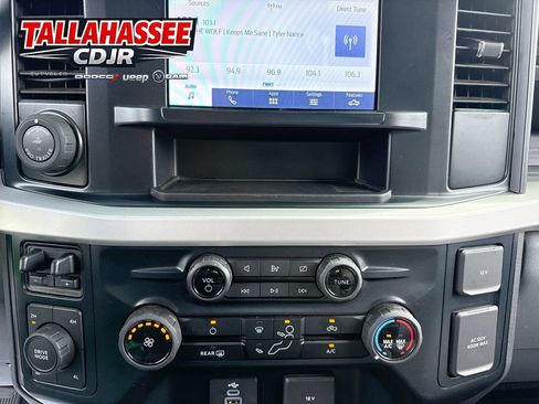 Used 2023 Ford F250 XL w/ STX Appearance Package AWD/4WD image 22
