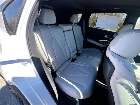 New 2026 Acura RDX SH-AWD image 10
