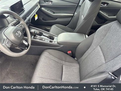 New 2025 Honda Accord SE image 9