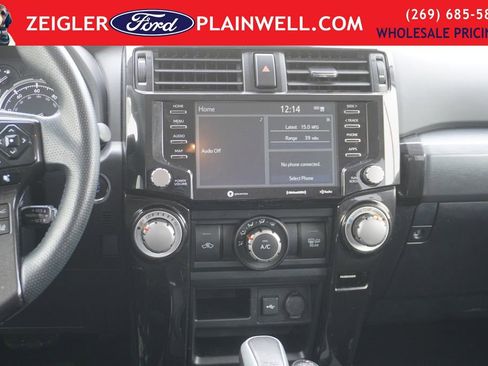 Used 2024 Toyota 4Runner TRD Off-Road image 16