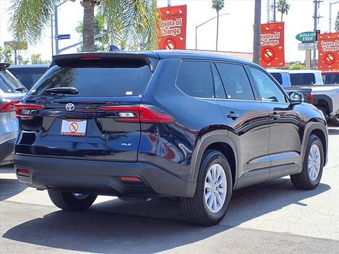 Used 2025 Toyota Grand Highlander FWD image 4