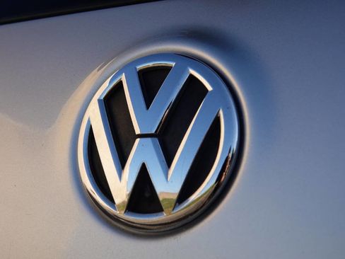 Used 2010 Volkswagen Jetta TDI FWD image 46