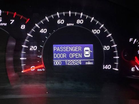 Used 2011 Toyota Camry XLE image 23