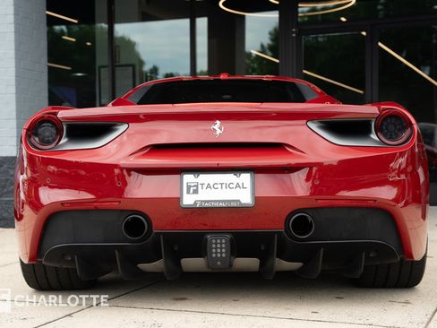 Used 2017 Ferrari 488 GTB RWD image 16
