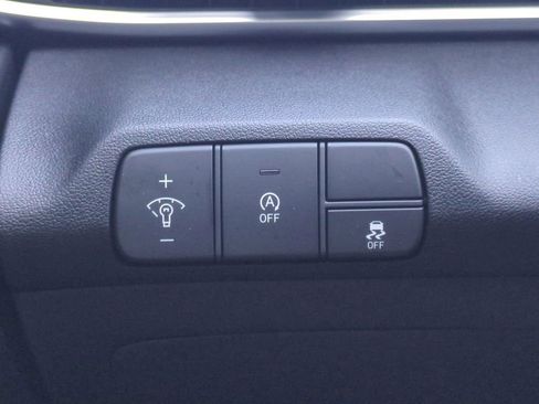 New 2026 Hyundai Elantra SE image 25