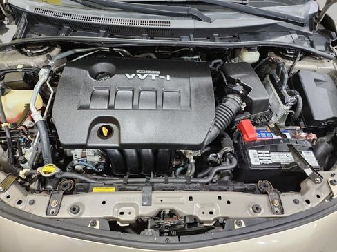 Used 2010 Toyota Corolla Base 4DR SEDAN 5M image 34