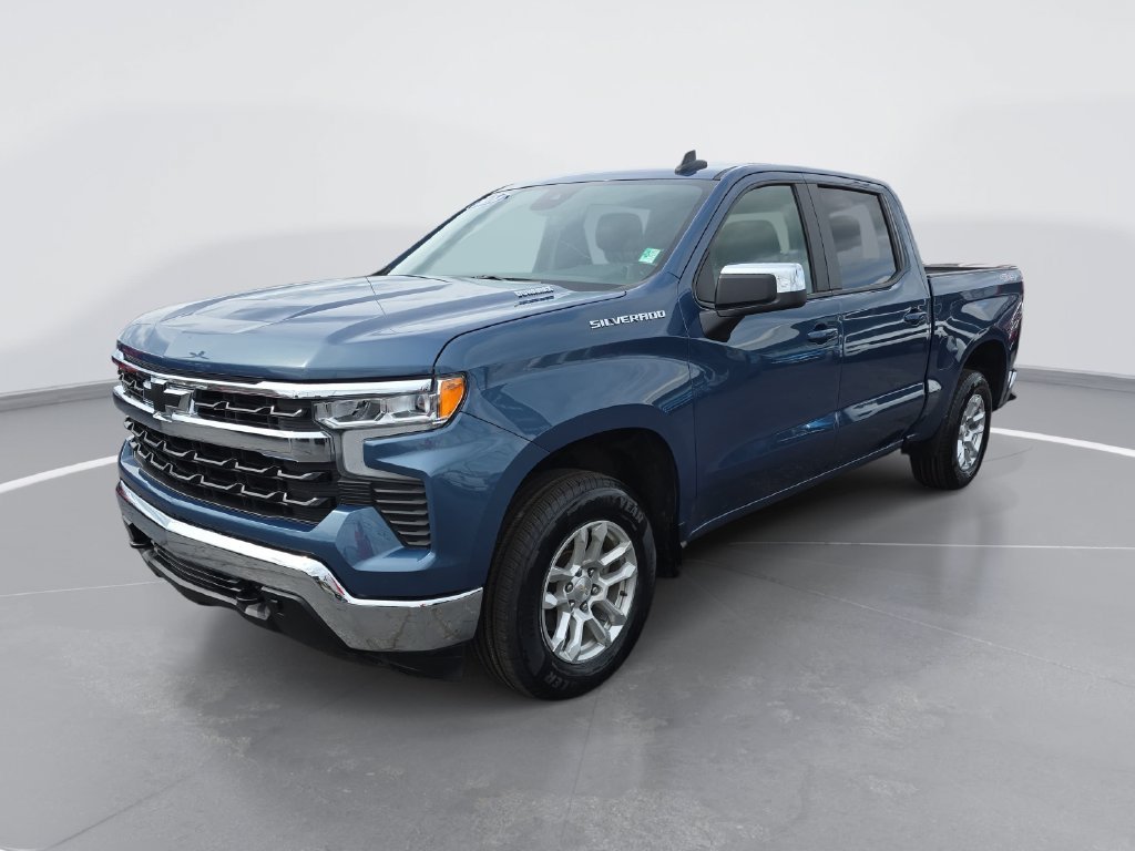 Used 2024 Chevrolet Silverado 1500 LT w/ Protection Package AWD/4WD image 9