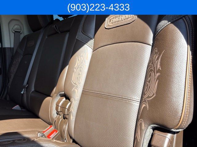 Used 2025 RAM 2500 Limited AWD/4WD image 42