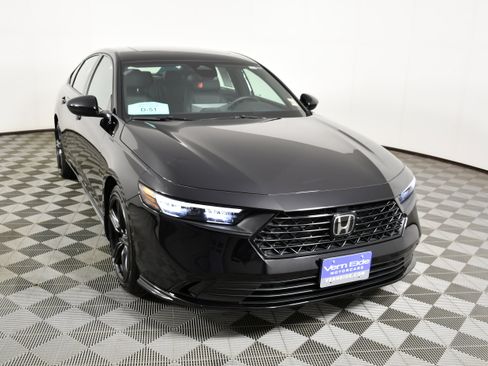 Certified 2025 Honda Accord Sport image 3