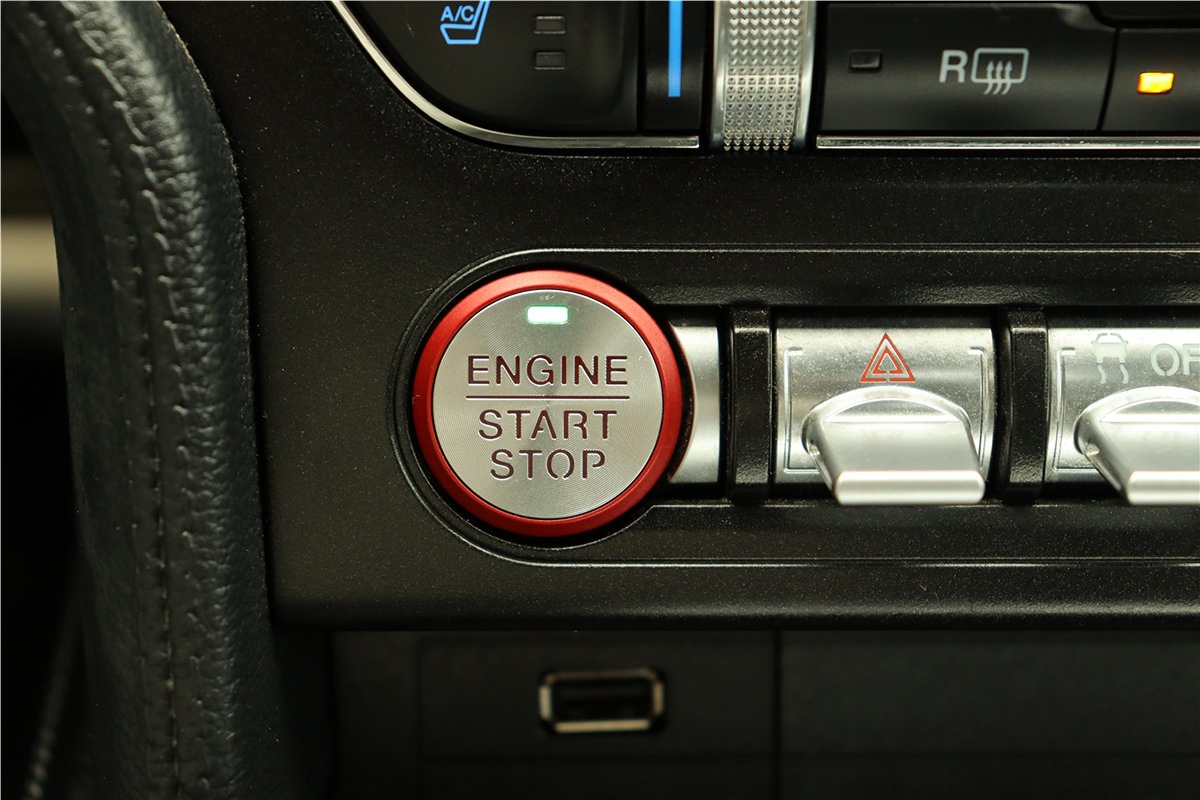 Used 2022 Ford Mustang GT Premium w/ Equipment Group 401A RWD image 42