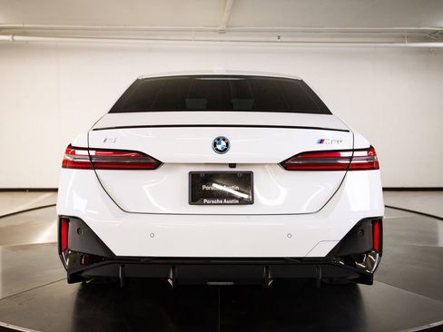 Used 2024 BMW i5 M60 w/ Premium Package AWD/4WD image 6