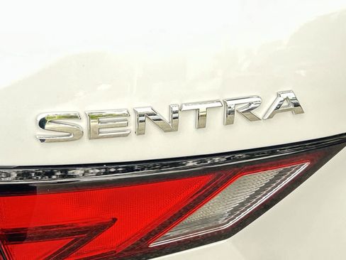 Used 2024 Nissan Sentra SV FWD image 8