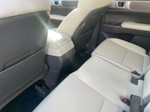 Used 2025 Hyundai Santa Fe SEL image 25