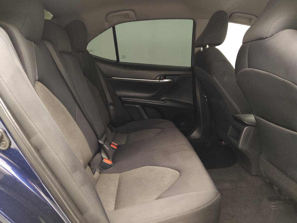 Used 2022 Toyota Camry LE FWD image 19