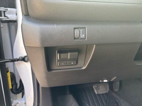 New 2026 Chevrolet Colorado Trail Boss AWD/4WD image 22
