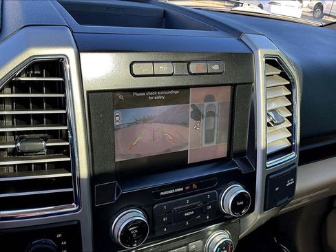 Used 2015 Ford F150 Lariat w/ Equipment Group 502A Luxury AWD/4WD image 17