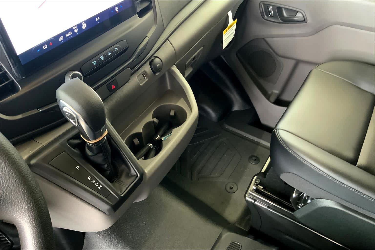 New 2026 Ford Transit 150 Low Roof w/ Load Area Protection Package RWD image 8
