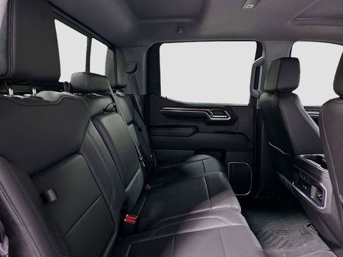 Used 2022 Chevrolet Silverado 1500 LTZ w/ LTZ Premium Package image 29