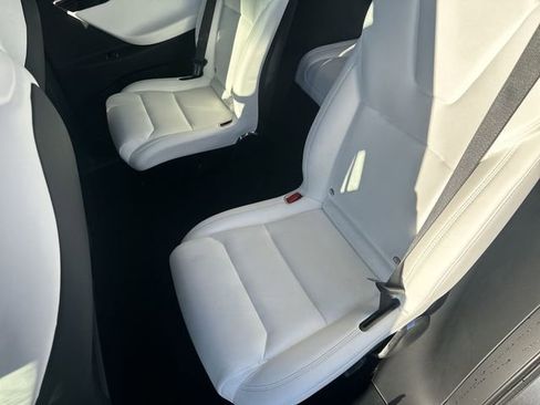 Used 2020 Tesla Model X Long Range image 27