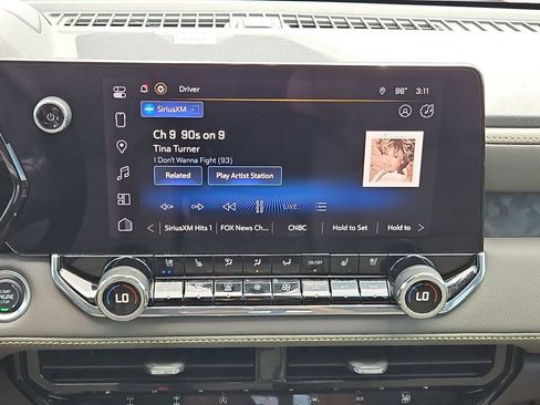 Certified 2024 Chevrolet Colorado ZR2 w/ ZR2 Convenience Package III AWD/4WD image 13