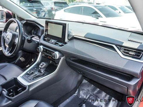 Used 2025 Toyota RAV4 XLE Premium AWD/4WD image 42