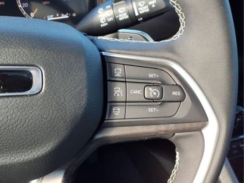 New 2025 Jeep Grand Cherokee Limited AWD/4WD image 21