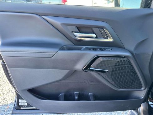 New 2026 Chevrolet Silverado EV LT image 18