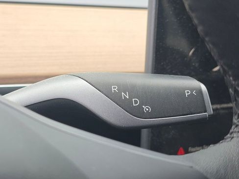 Used 2024 Tesla Model Y Performance AWD/4WD image 29