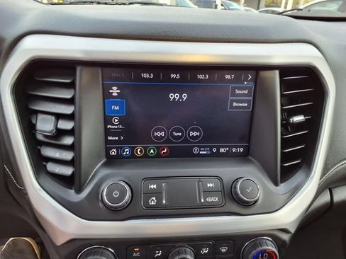 Used 2022 GMC Acadia SLT w/ Technology Package AWD/4WD image 21
