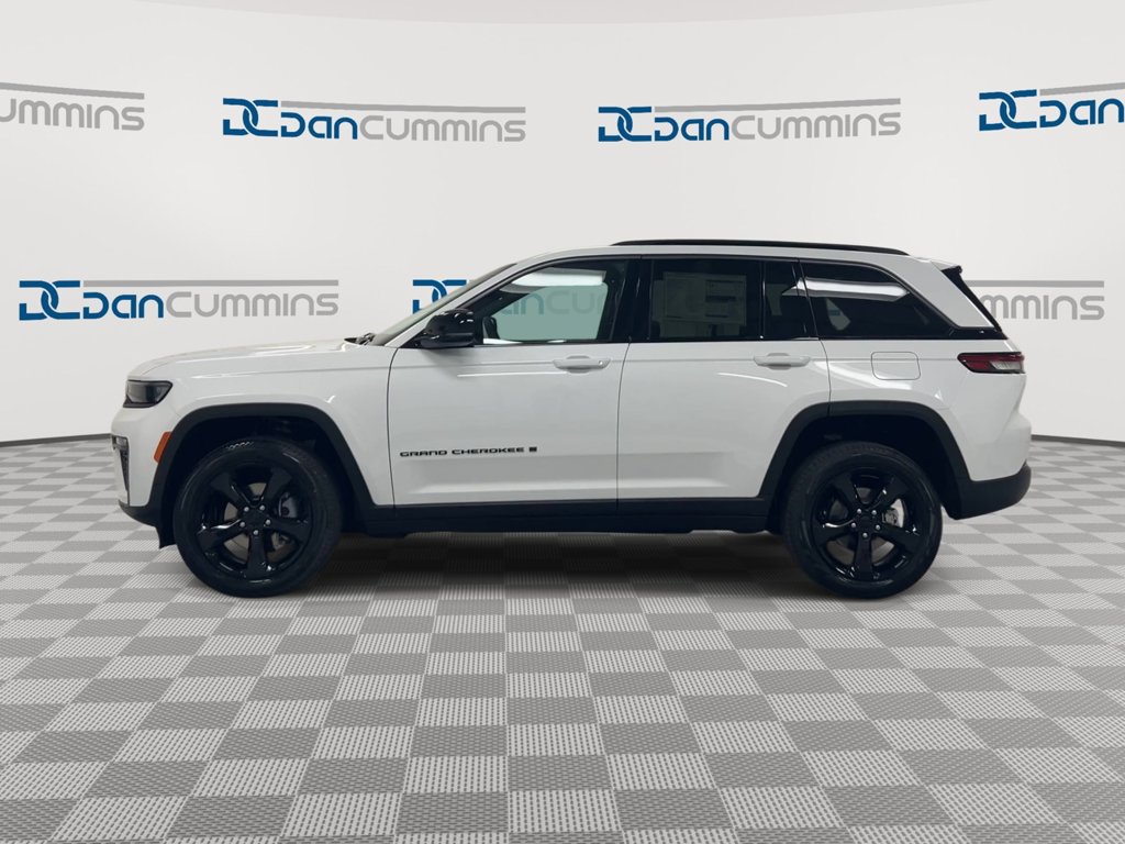 New 2026 Jeep Grand Cherokee Limited w/ Limited Altitude Package AWD/4WD image 5