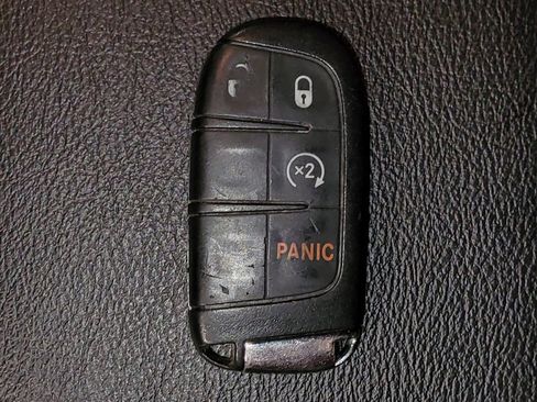 Used 2018 Jeep Compass Latitude w/ Popular Equipment Group FWD image 32