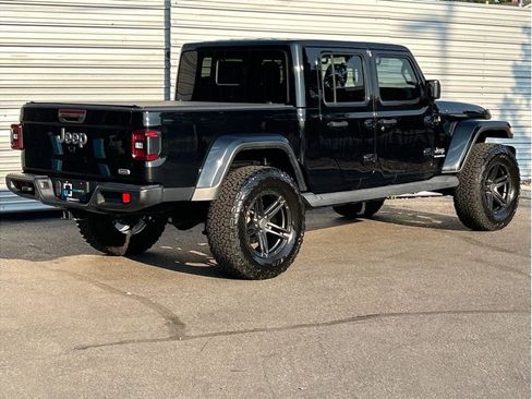 Used 2020 Jeep Gladiator Overland image 10