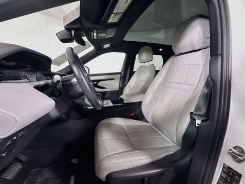 Used 2020 Land Rover Range Rover Evoque S AWD/4WD image 11