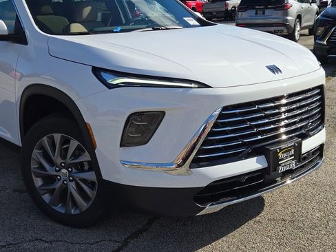 New 2026 Buick Enclave Preferred w/ Power Package image 2