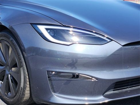 Used 2022 Tesla Model S image 5