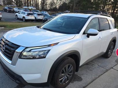 Used 2025 Nissan Pathfinder SV w/ SV Premium Package