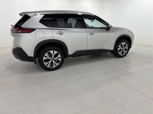 Used 2021 Nissan Rogue SV w/ Premium Package AWD/4WD image 6
