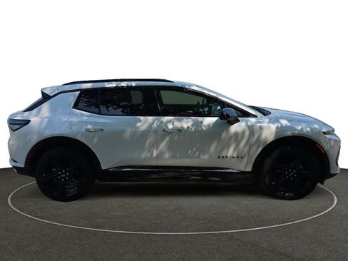 Used 2025 Chevrolet Equinox EV RS w/ Active Safety Package 3 FWD image 7