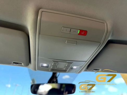Used 2021 Volkswagen Atlas SE FWD image 21