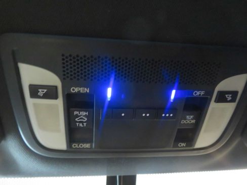 Used 2016 Acura ILX FWD image 42