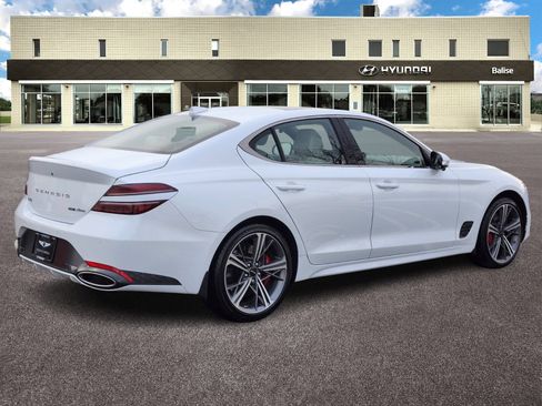 Used 2025 Genesis G70 3.3T Advanced w/ Sport Prestige Package image 3