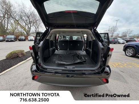 Used 2026 Toyota Highlander XLE image 21