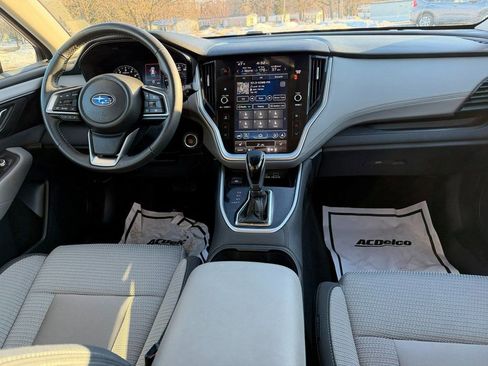 Used 2024 Subaru Outback Premium image 8